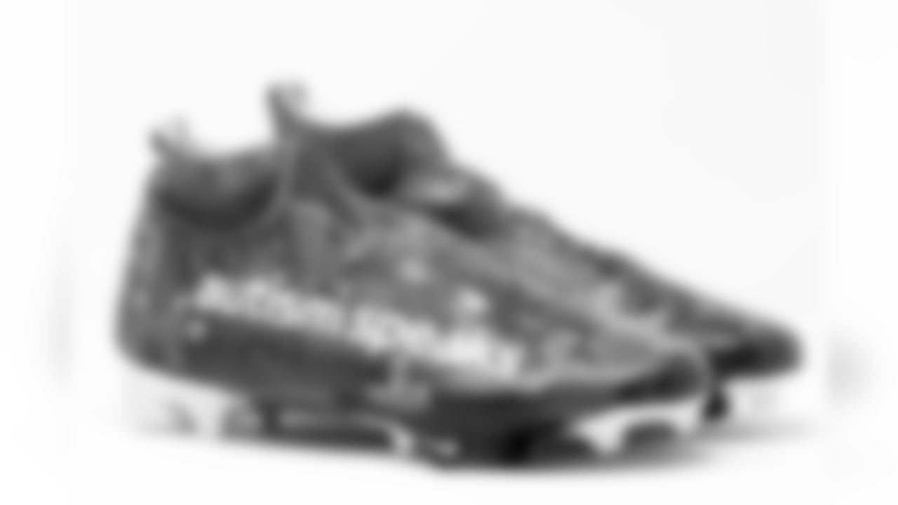 TAMPA, FL - November 18, 2021 - Safety Chris Cooper #39 of the Tampa Bay Buccaneers' cleats for 2021 My Cause My Cleats. Photo By Kyle Zedaker/Tampa Bay Buccaneers