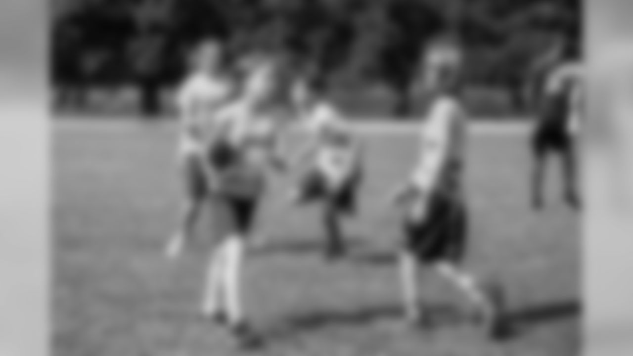 191106_TR_JrBucsFlag_ThurgoodMarshallMiddle_041