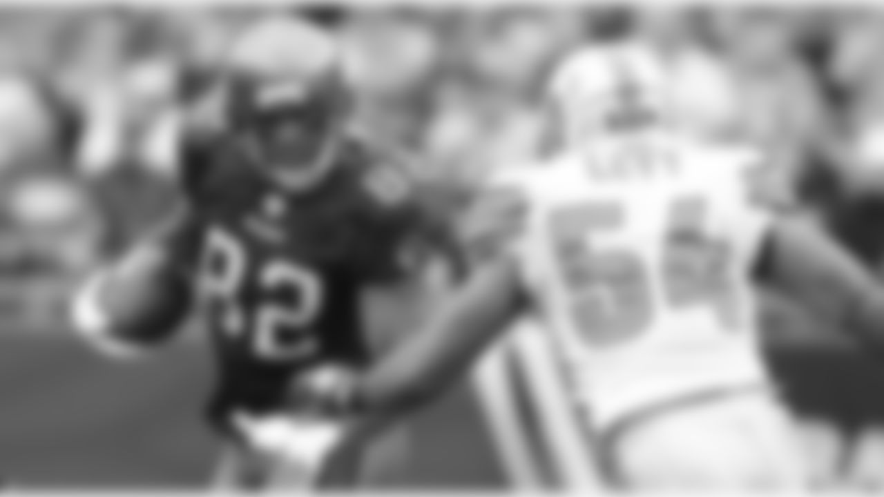 82 TE Kellen Winslow had 4 receptions for 46 yards in the game