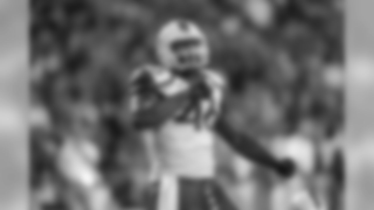 46. TE Clive Walford - OAK