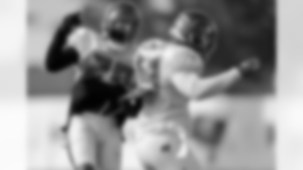 CB Vernon Hargreaves