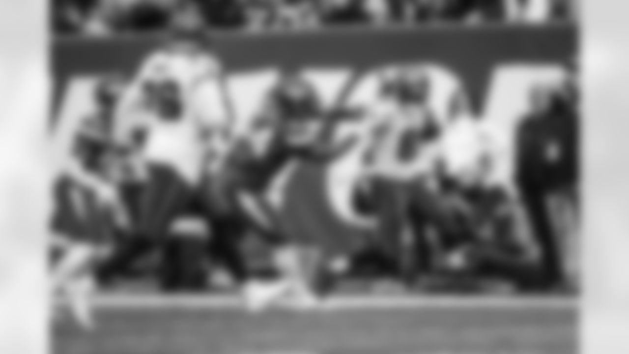 Bucs vs. Jets