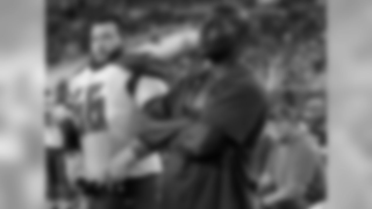 OT Demar Dotson