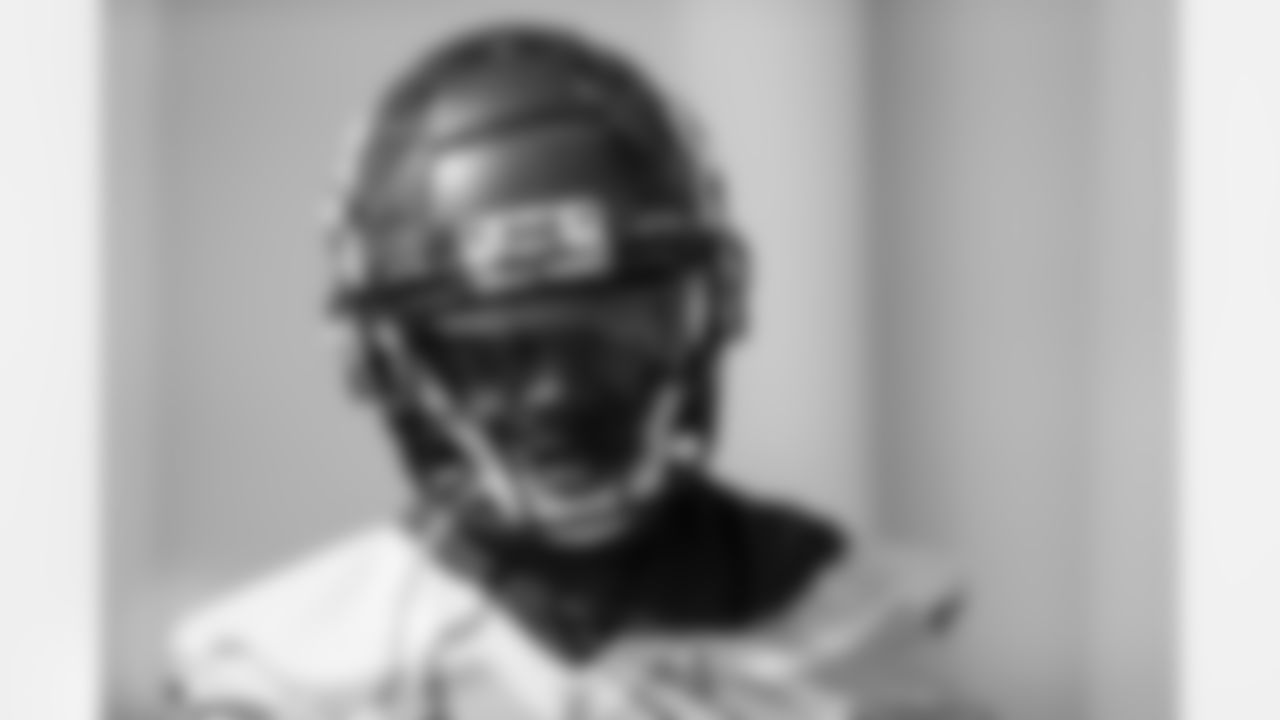 TAMPA, FL - June 07, 2022 - Wide Receiver Jaelon Darden #1 of the Tampa Bay Buccaneers during Minicamp at AdventHealth Training Center. Photo By Kyle Zedaker/Tampa Bay Buccaneers