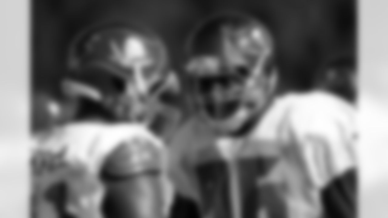 96 DE Ryan Russell