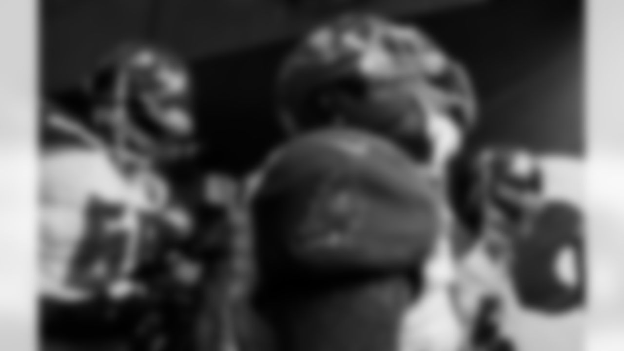 Bucs Defense in the Tunnel