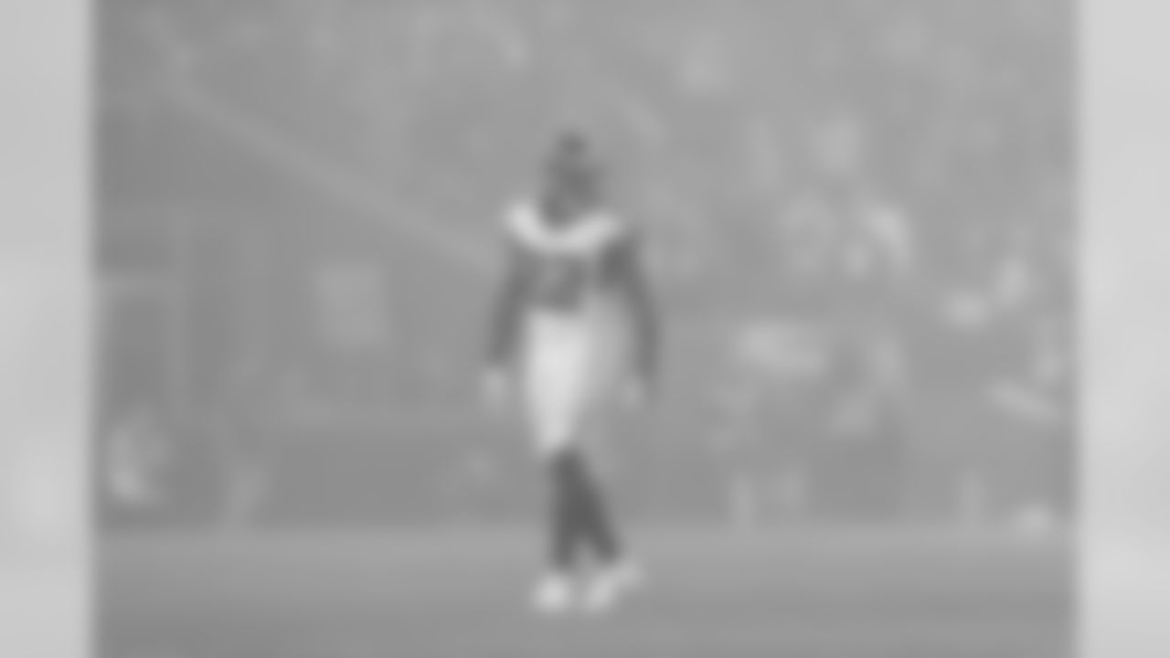 S Keanu Neal