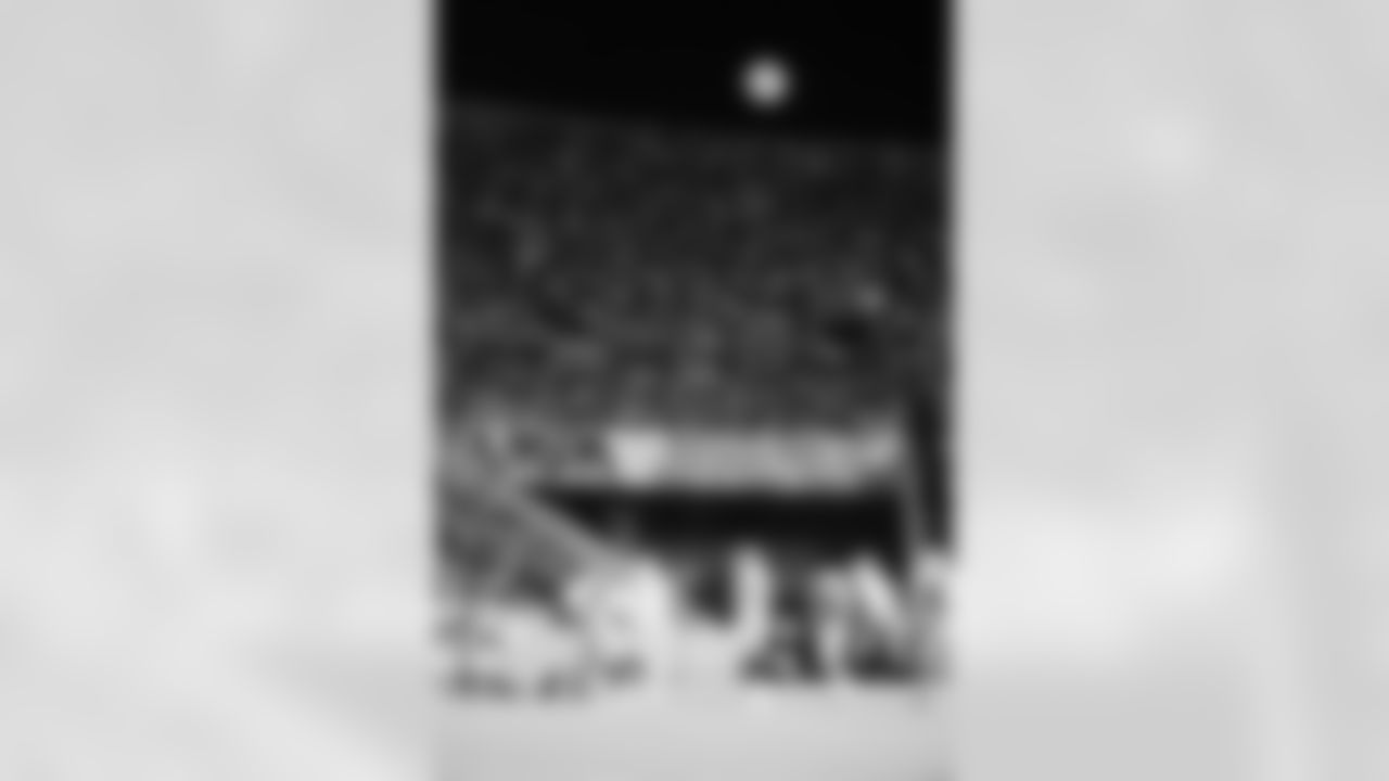 Preseason Game 4: A full moon shines as the Bucs beat the Atlanta Falcons 34-0 at Tampa Stadium. (9/3/1982)