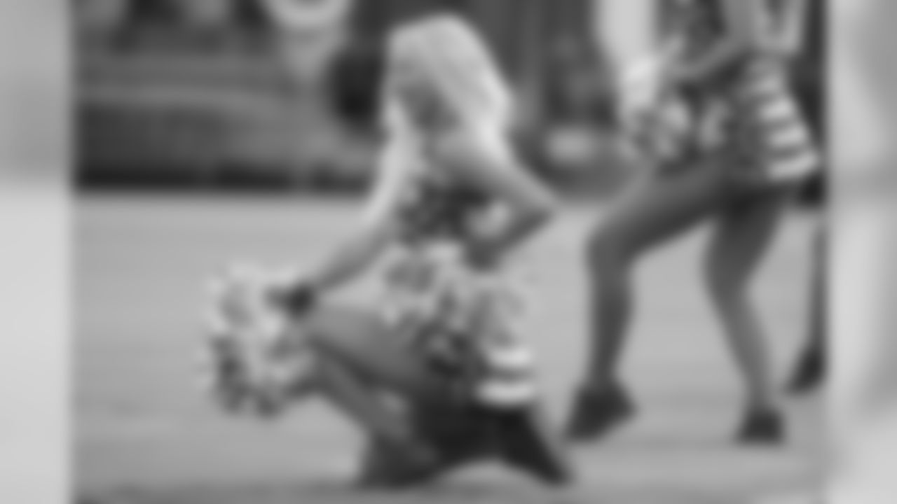 190805_TR_TrainingCamp9_fans098