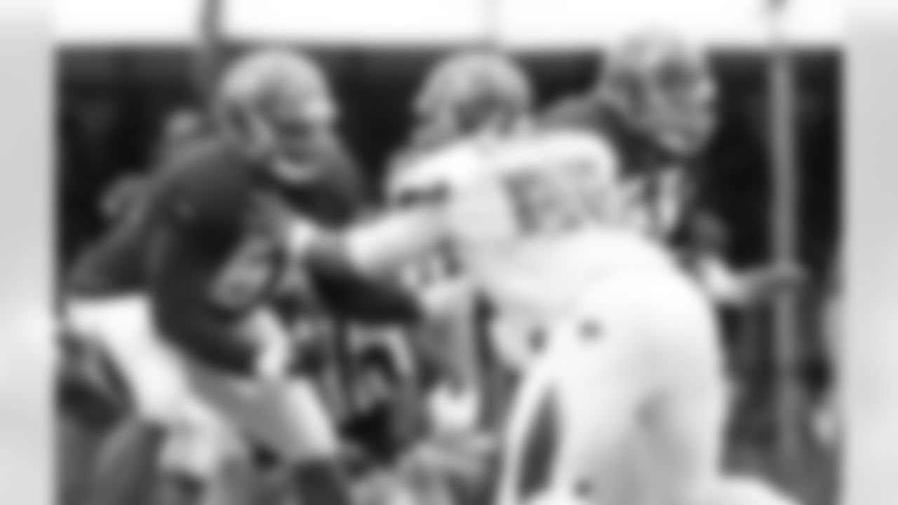 98 DT Clinton McDonald