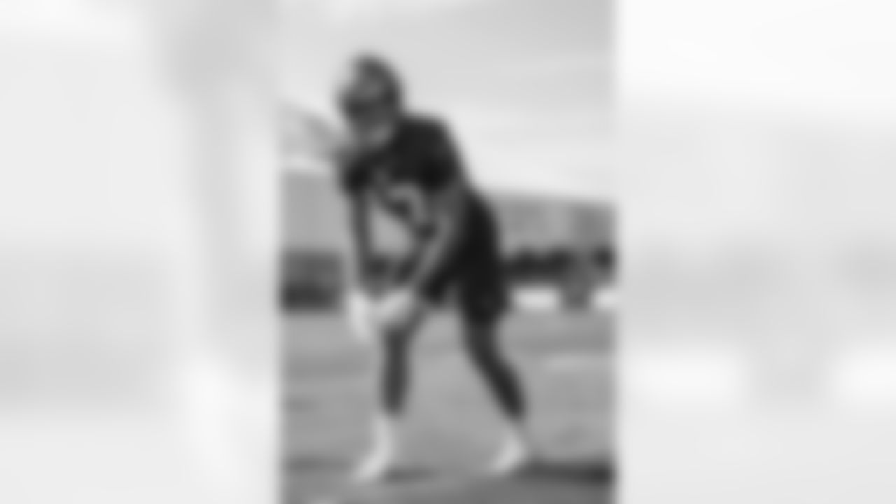 TAMPA, FL - DECEMBER 24, 2020 - Wide Receiver Justin Watson #17 of the Tampa Bay Buccaneers during practice at AdventHealth Training Center. Photo By Kyle Zedaker/Tampa Bay Buccaneers
