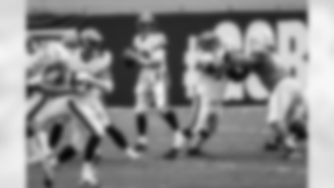 QB Tom Brady