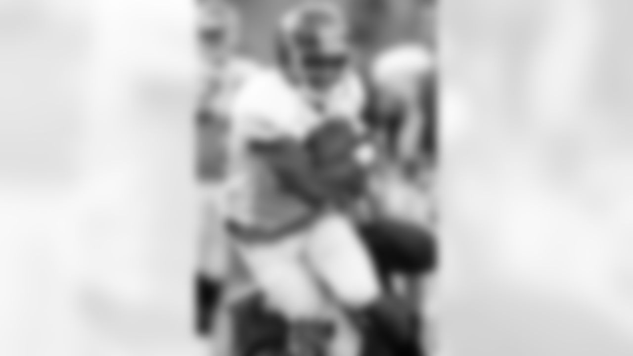 25 RB Mike James gets the carry