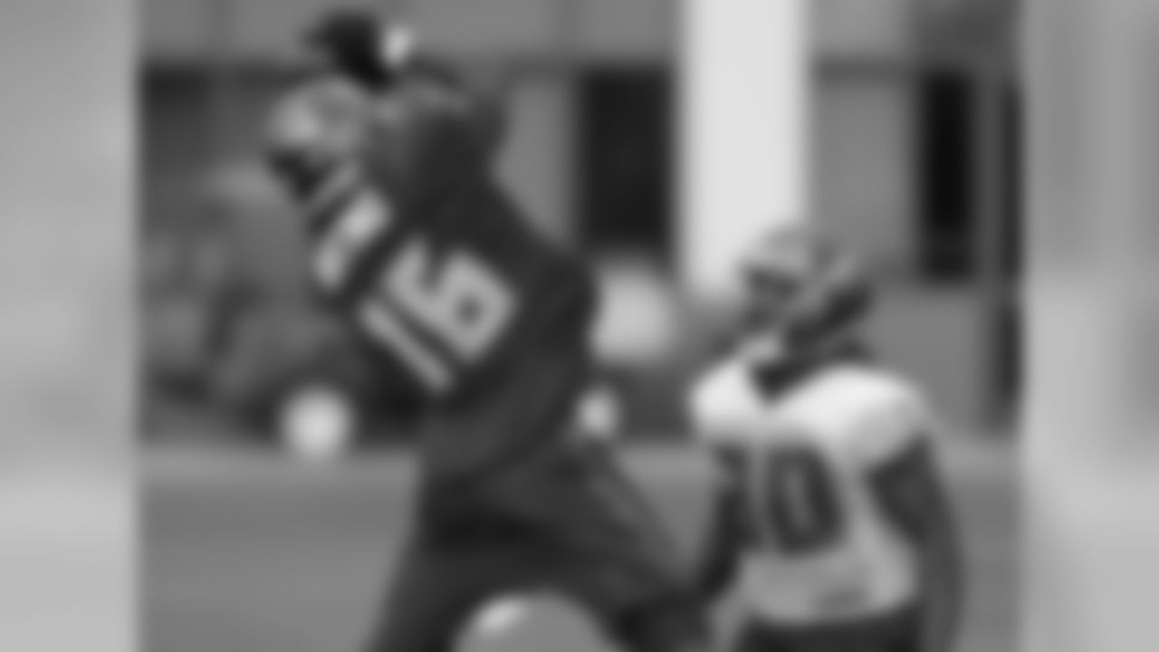 WR Freddie Martino