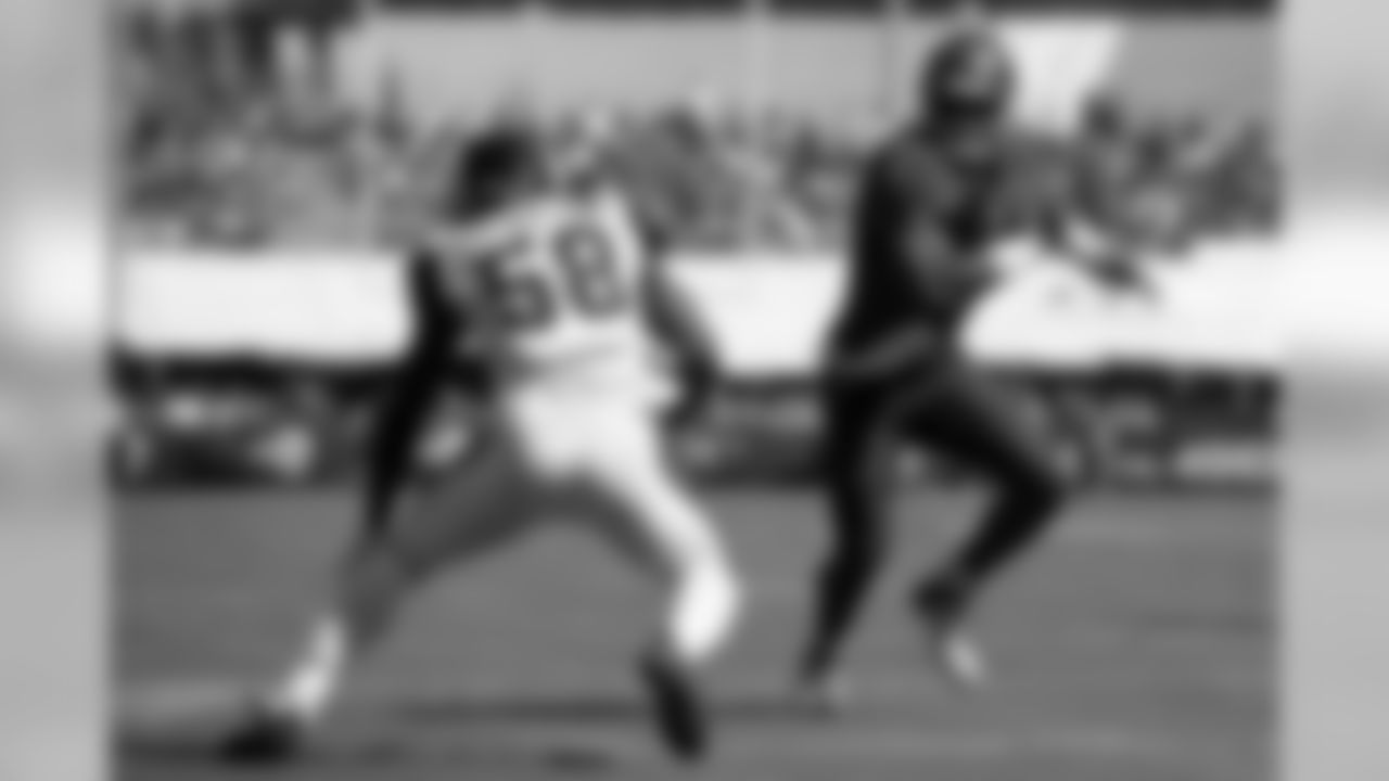 TE O.J. Howard