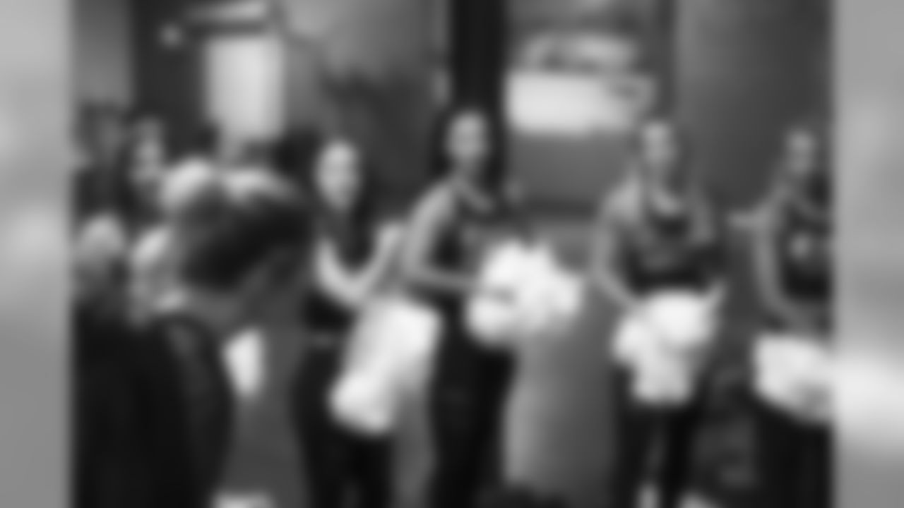 190808_TR_CheerFamilyFriendsPractice_148