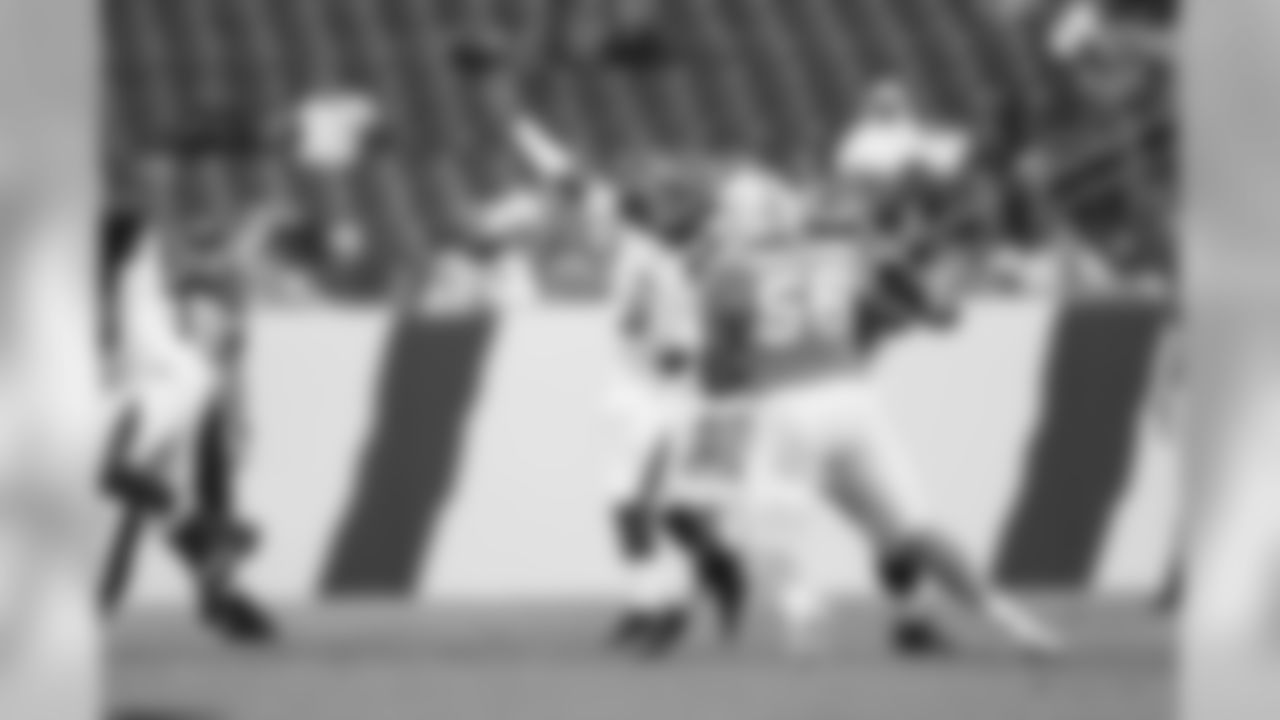 QB Jameis Winston, No. 3