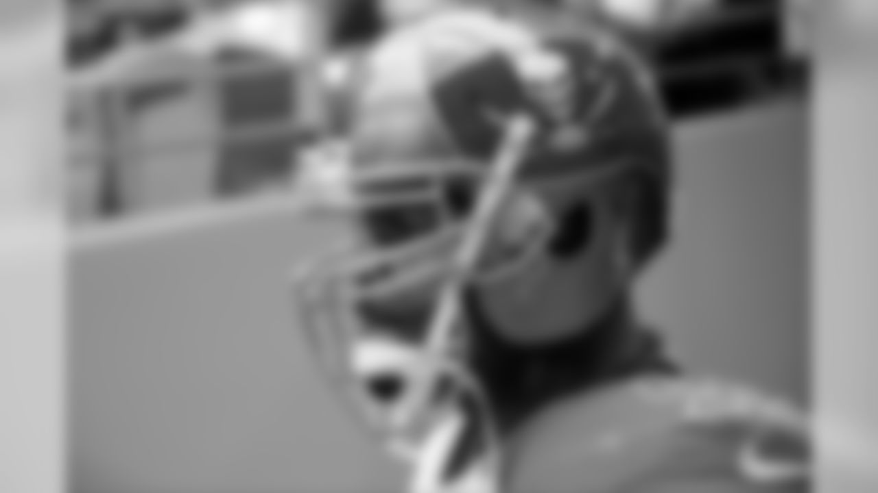 98 DT Clinton McDonald