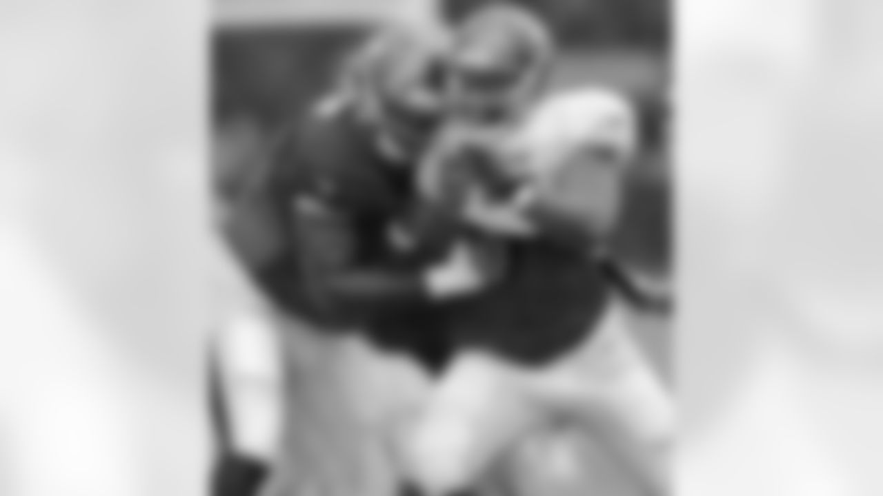 96 DE Cliff Matthews