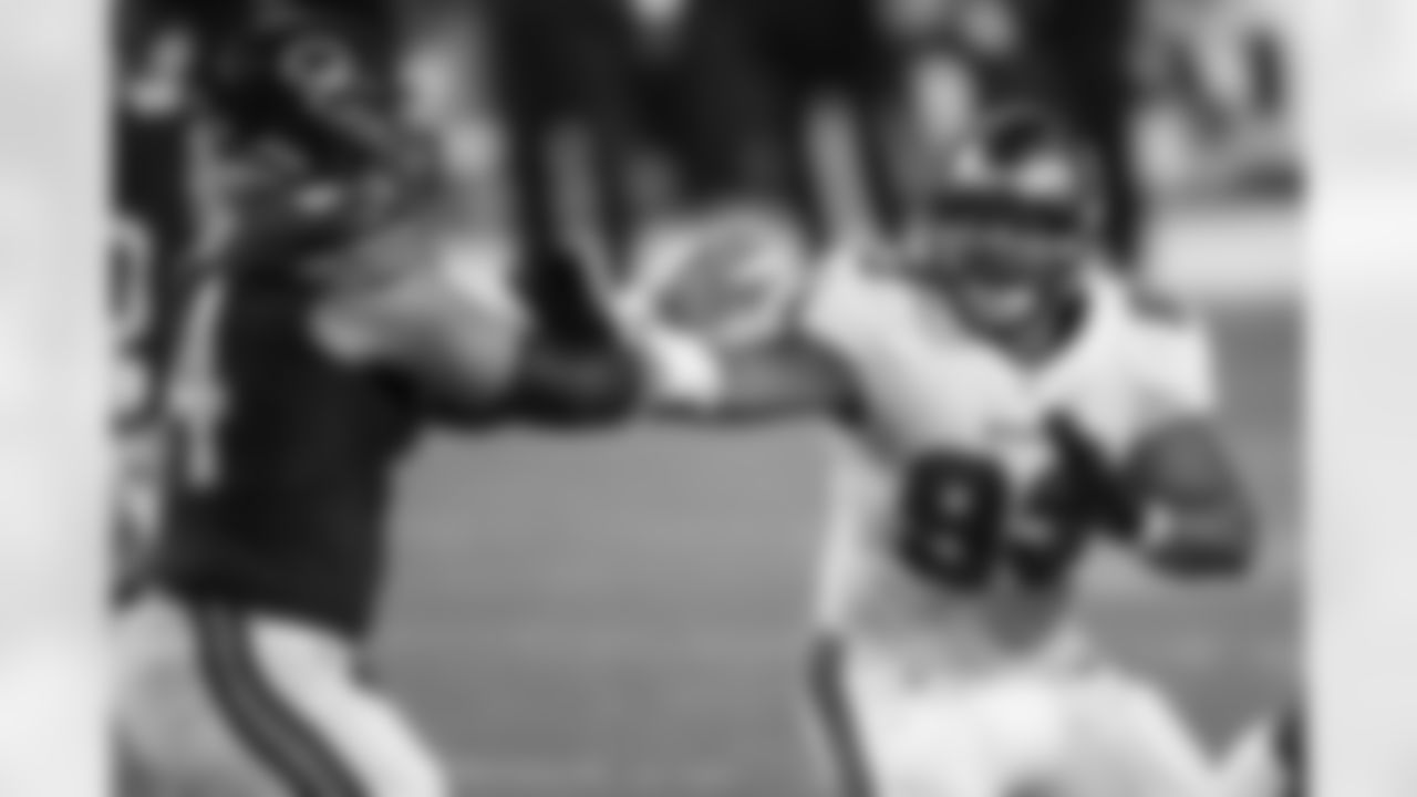 CHICAGO, IL - OCTOBER 08, 2020 - Defensive Tackle Ndamukong Suh #93 of the Tampa Bay Buccaneers during the game between the Tampa Bay Buccaneers and Chicago Bears at Soldier Field. The Buccaneers lost the game 20-19. Photo By Tori Richman/Tampa Bay Buccaneers