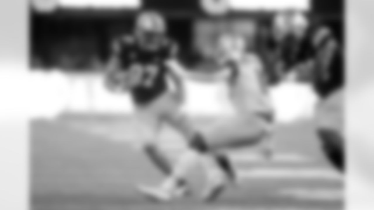Cade Otton 18