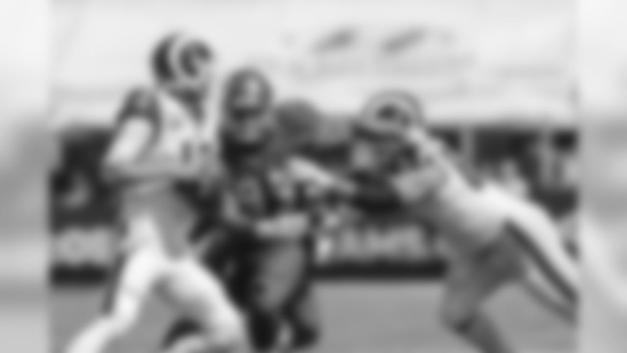 DL Ndamukong Suh, No. 93