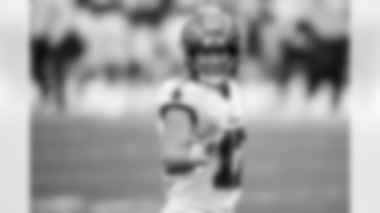 WR Justin Watson
