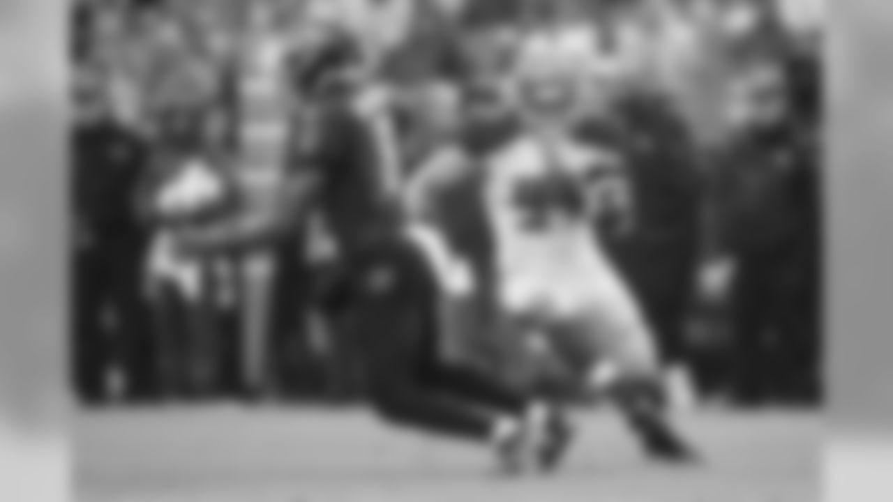 DE Carl Nassib, No. 94