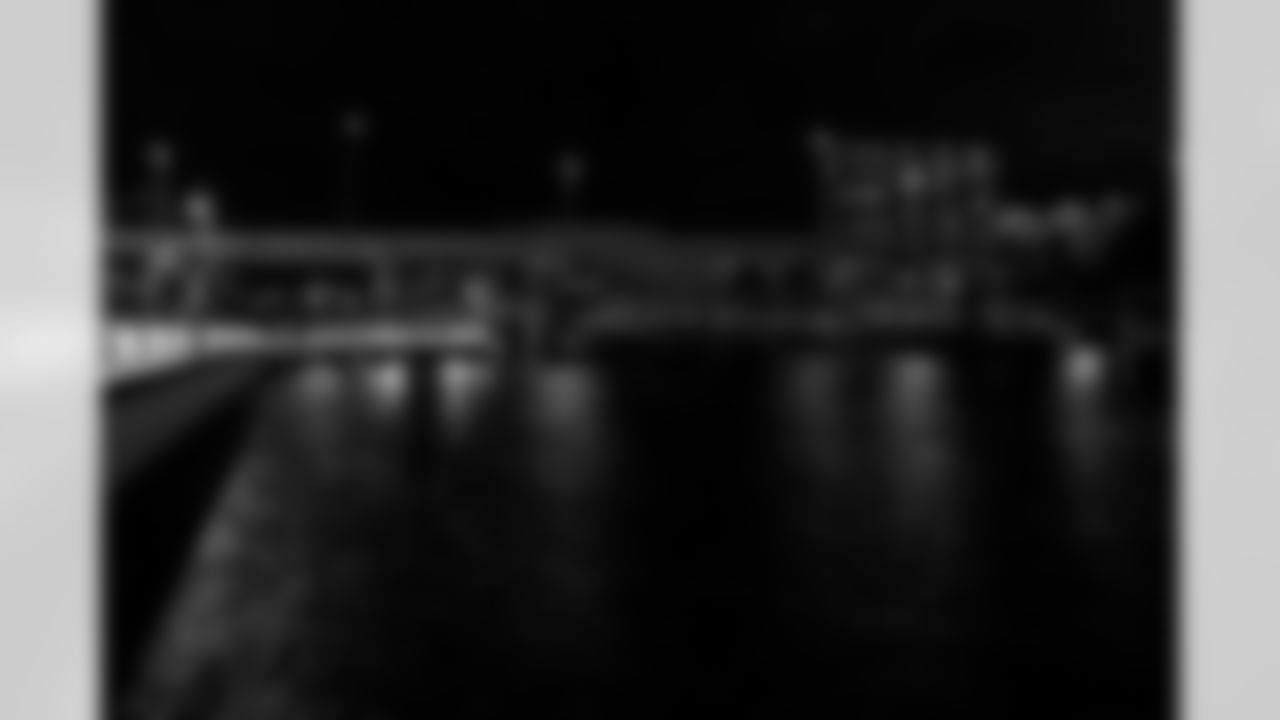 TAMPA, FL - January 13, 2023 - Downtown Tampa is lit red in support of the Bucs making the 2022 Playoffs. Photo By Kyle Zedaker/Tampa Bay Buccaneers