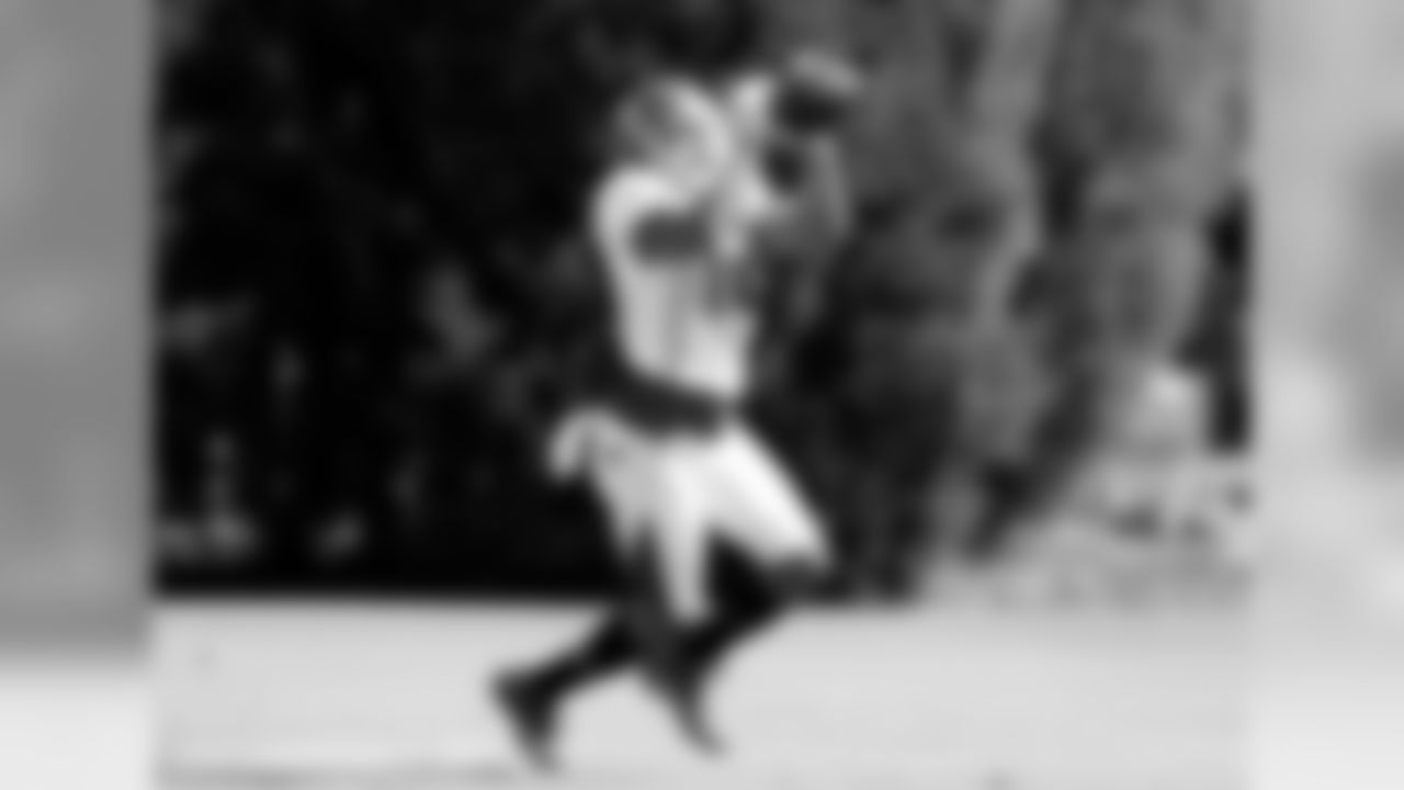 10 WR Cecil Shorts