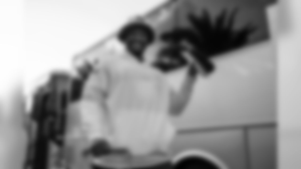 191010_TR_PlayerDeparture_085