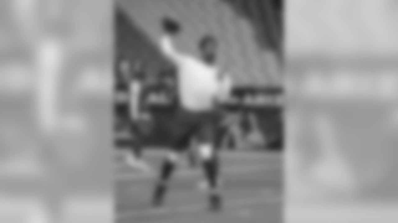QB Jameis Winston