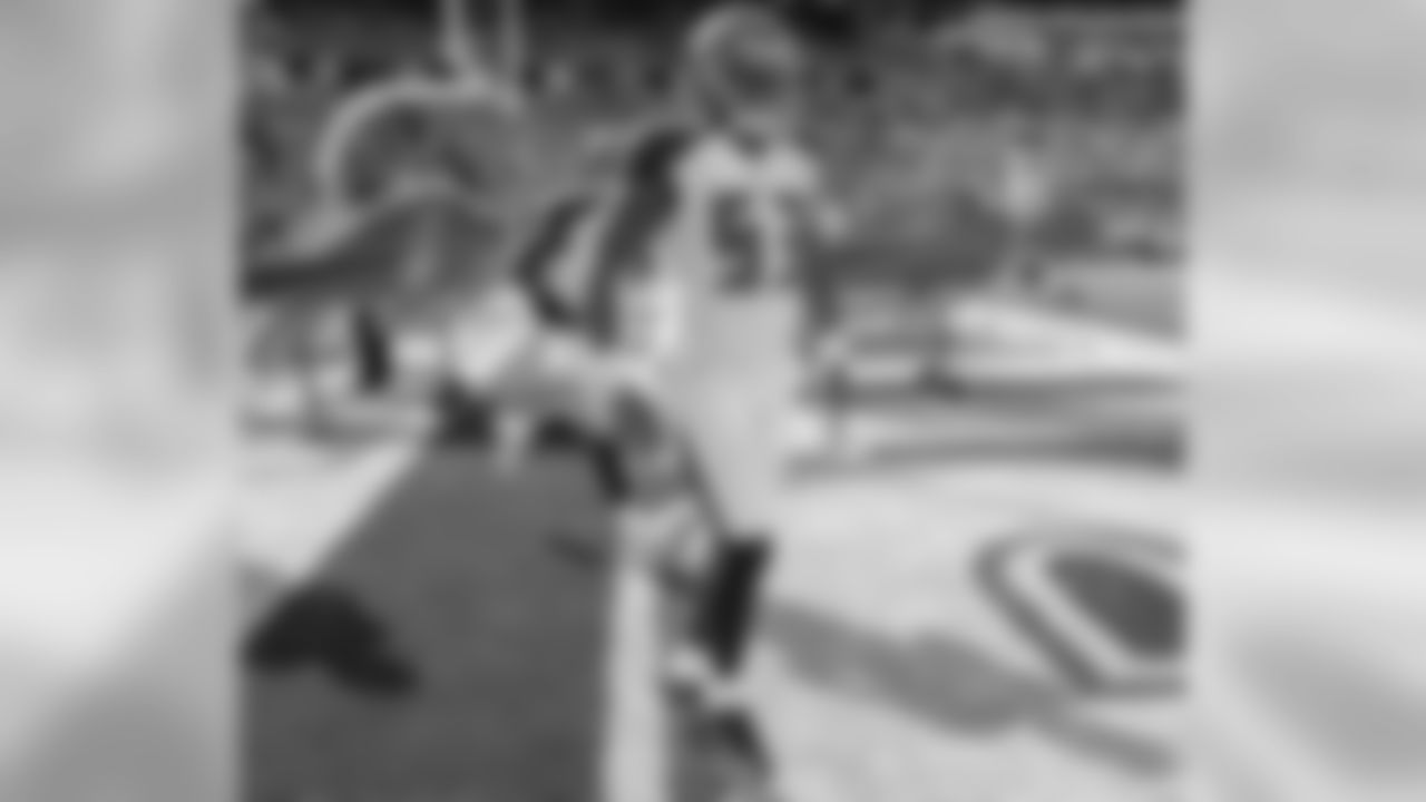 LB Adarius Glanton