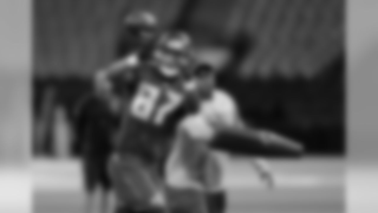87 TE Austin Seferian-Jenkins