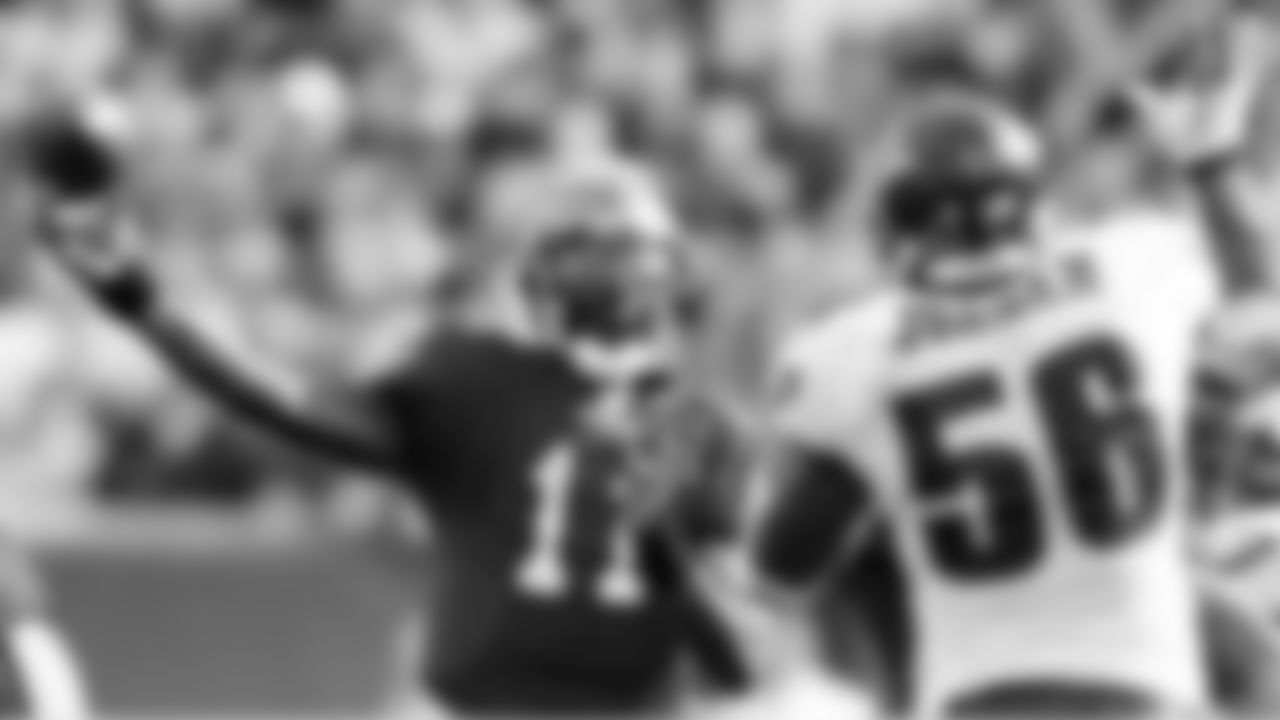 11 QB Josh Johnson threw 2 touchdown passes in the game