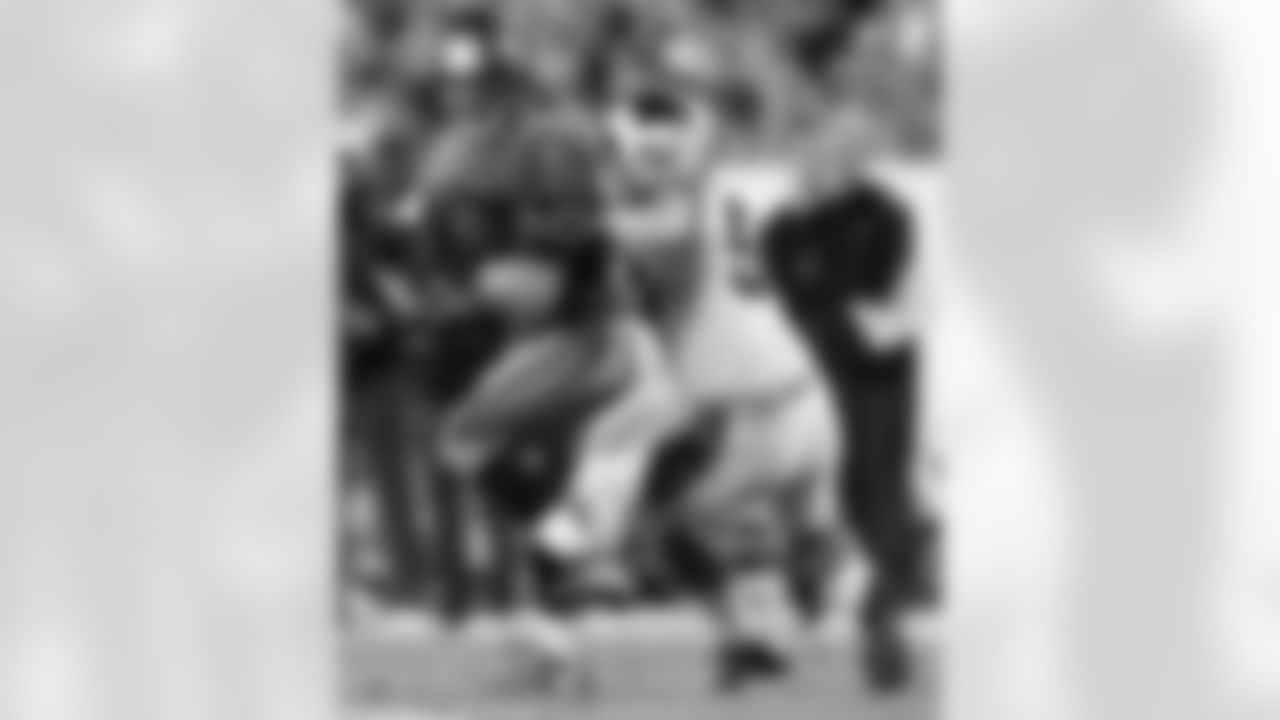 RB Brian Leonard