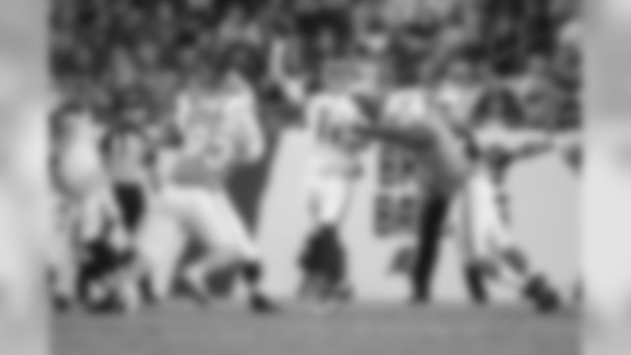 QB Blaine Gabbert, No. 11