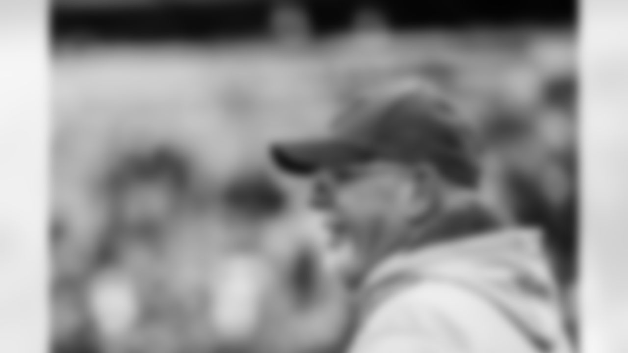EAST RUTHERFORD, NJ - January 02, 2022 - Head Coach Bruce Arians of the Tampa Bay Buccaneers before the game between the Tampa Bay Buccaneers and New York Jets at MetLife Stadium. The Buccaneers won the game, 28-24. Photo By Kyle Zedaker/Tampa Bay Buccaneers