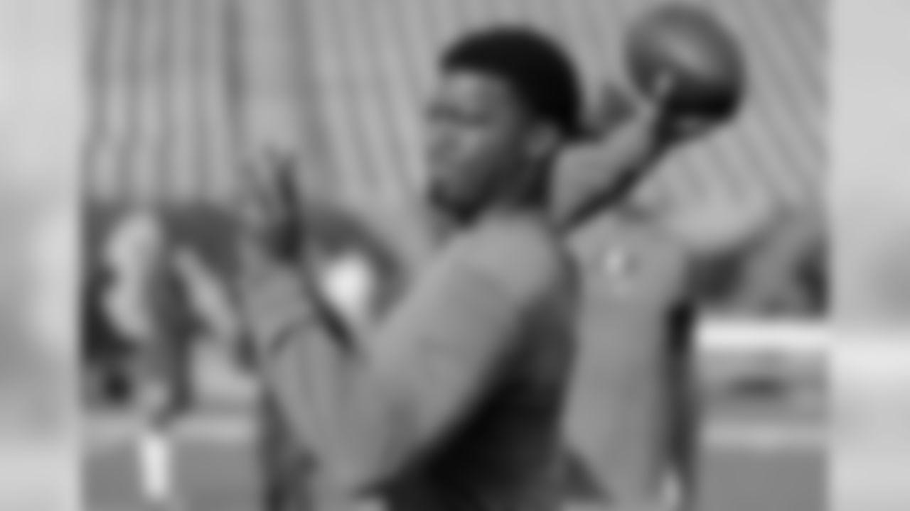 QB Jameis Winston