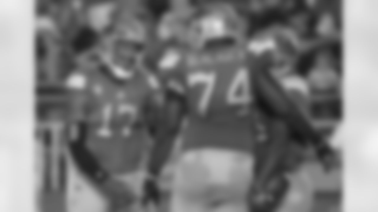 77 OL Caleb Benenoch, UCLA