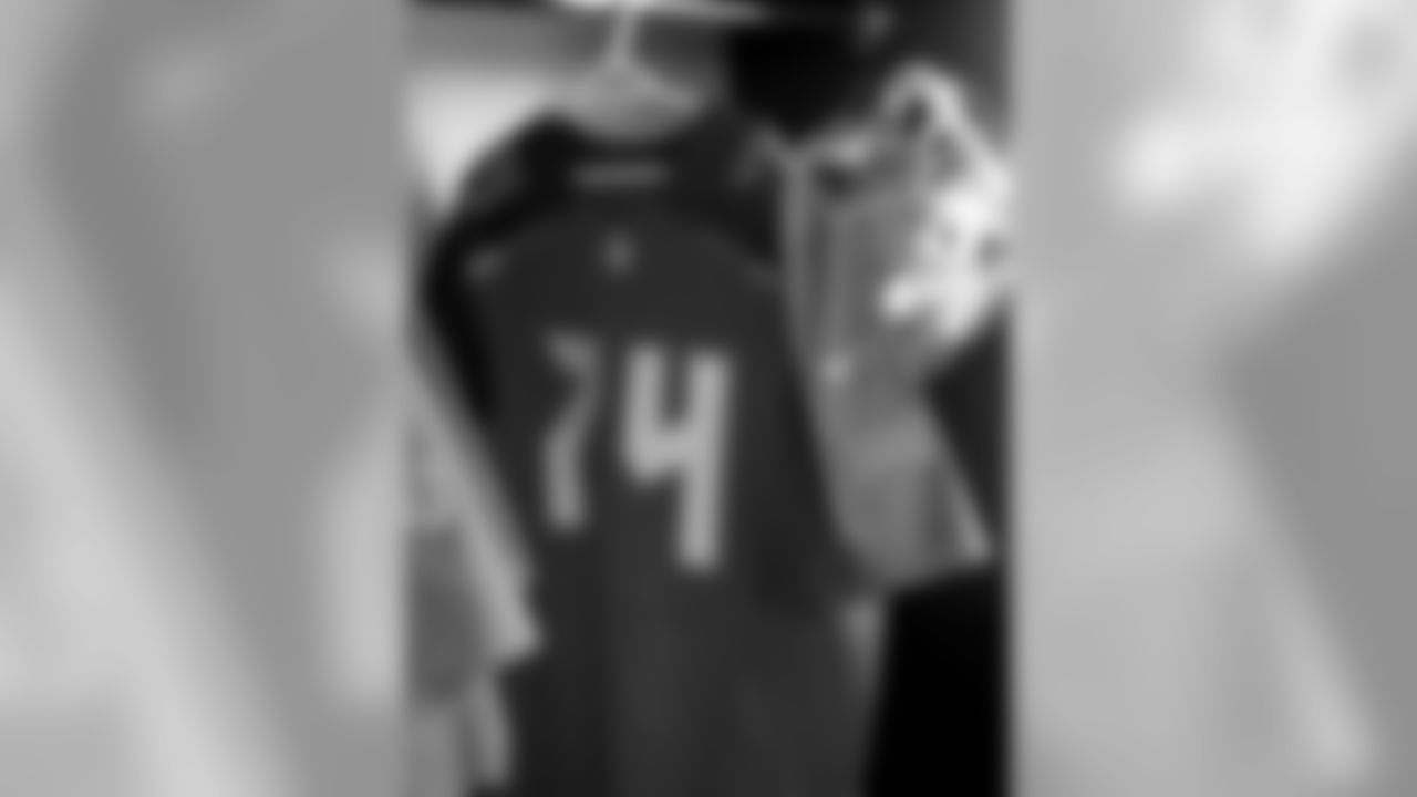 No. 74 OL Ali Marpet