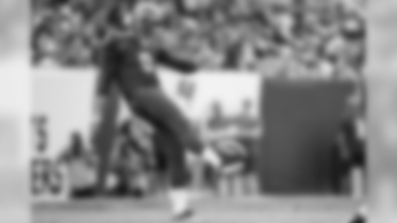 191229_JP_Falcons_Bucs_1175