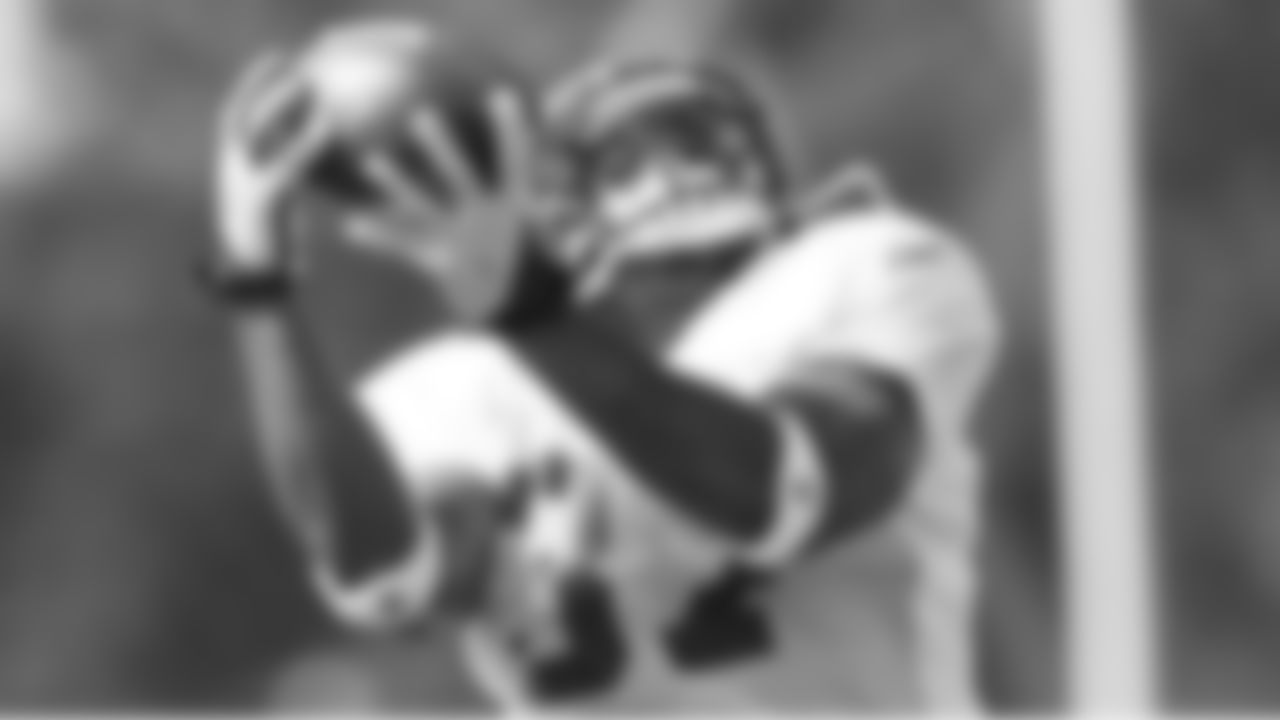 Rookie RB Josh Vaughan makes a fine over-the-shoulder catch