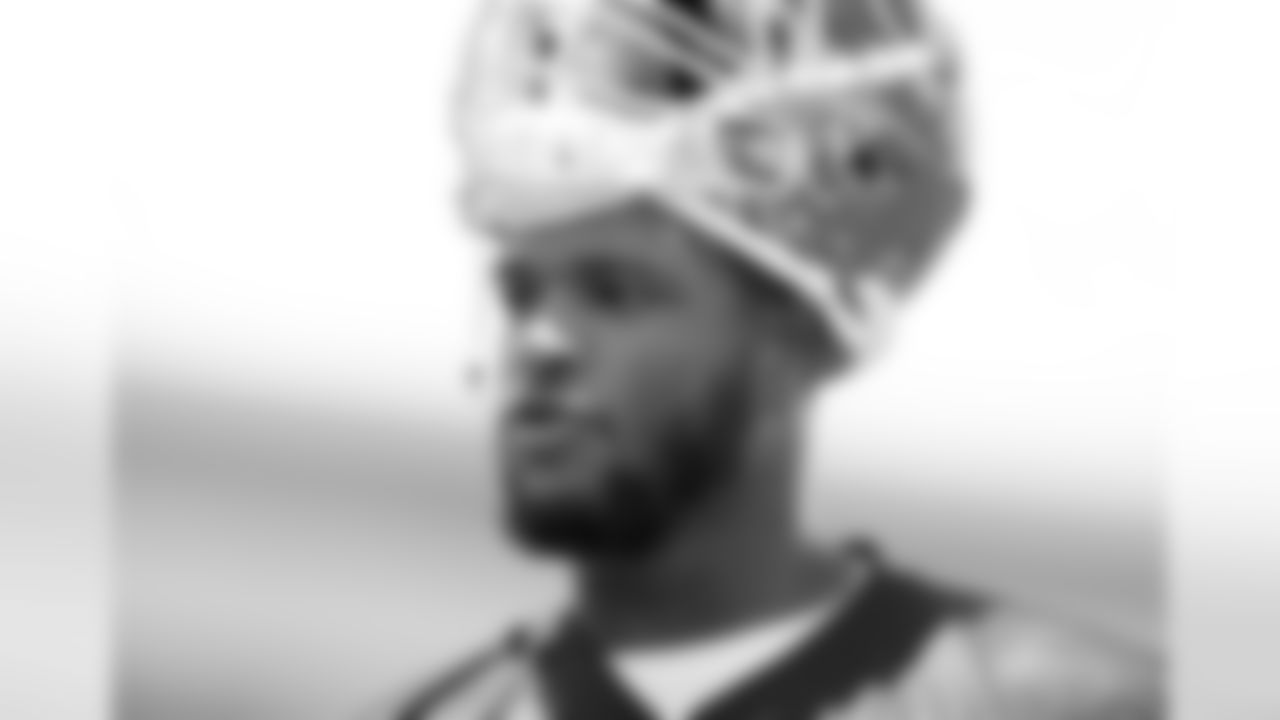 DL Will Gholston