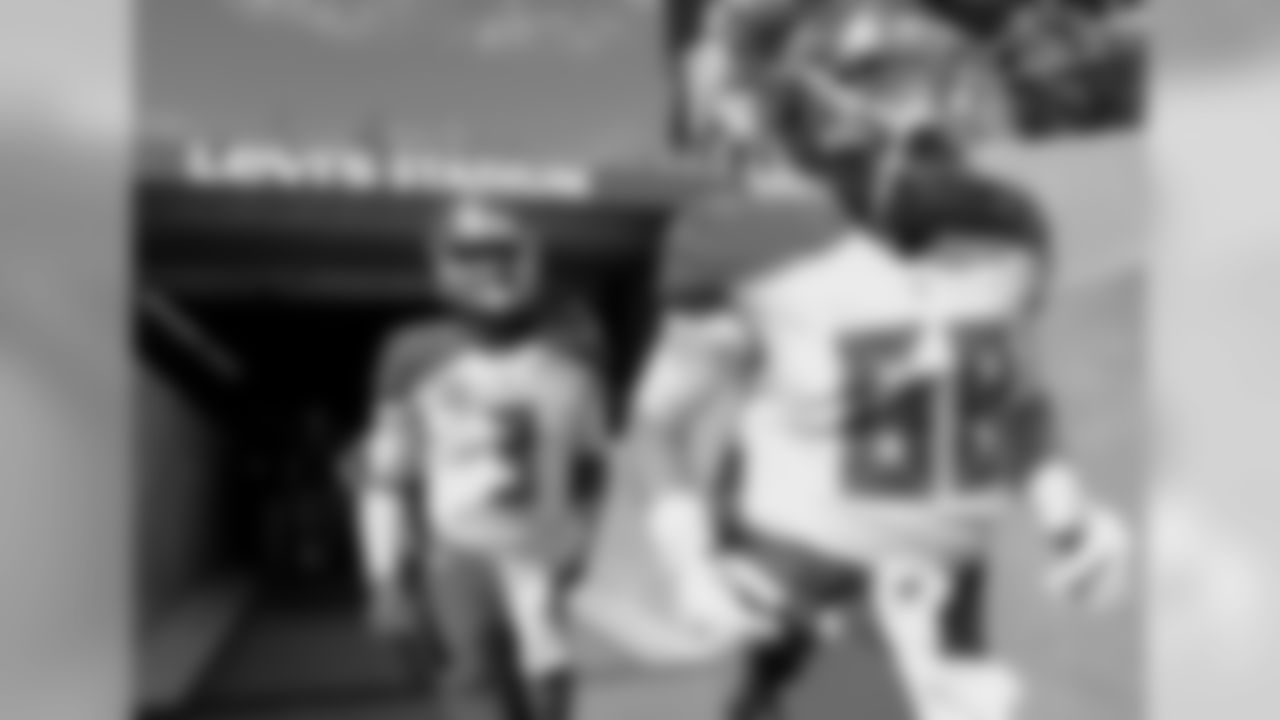 3 QB Jameis Winston and #68 C Joe Hawley