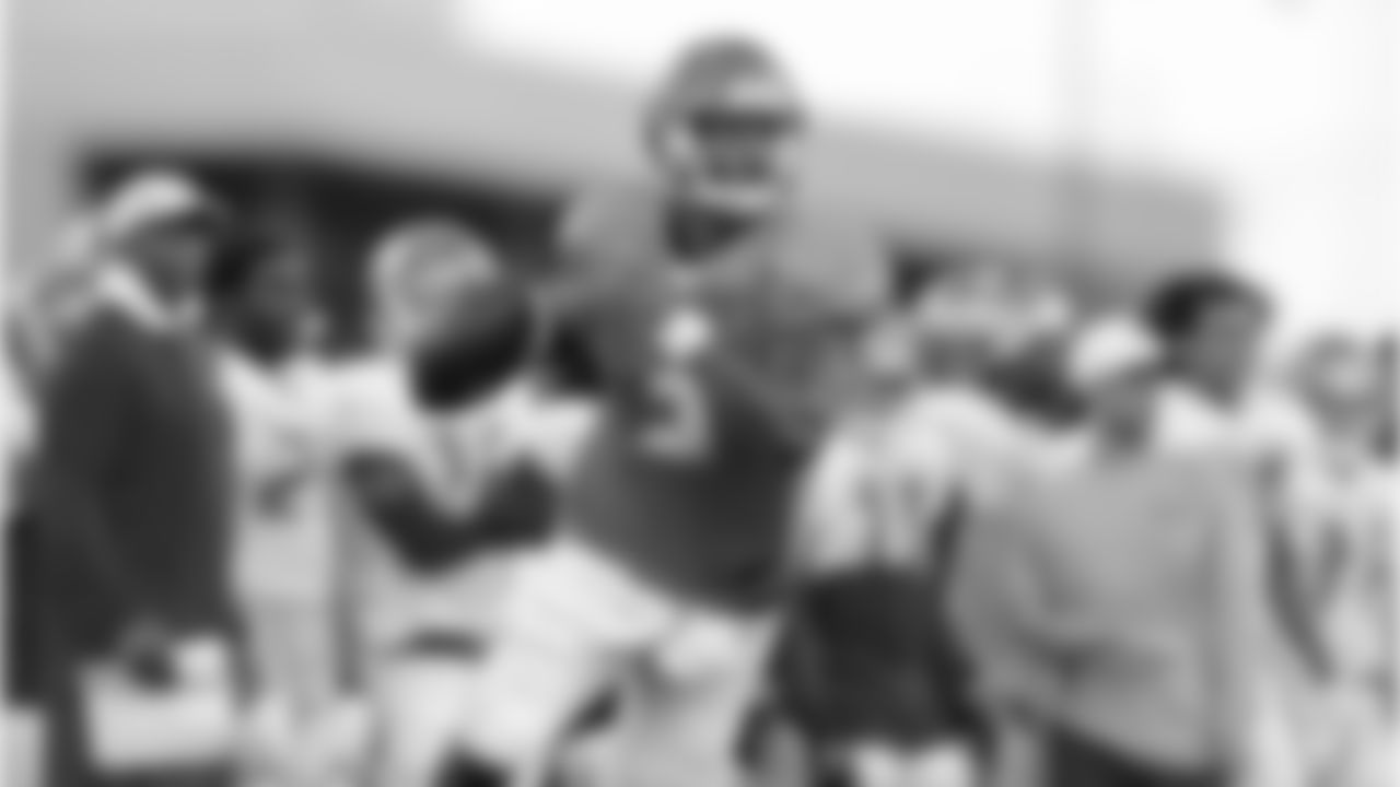 QB Jameis Winston