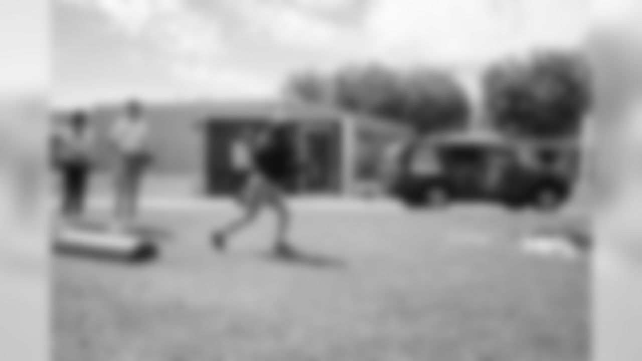 TAMPA, FL- MARCH 6, 2020 - Students participate in drills and games during a visit to Carter G Woodson K-8 for the Jr. Bucs Middle School Flag Football Program. Photo By Tori Richman/Tampa Bay Buccaneers