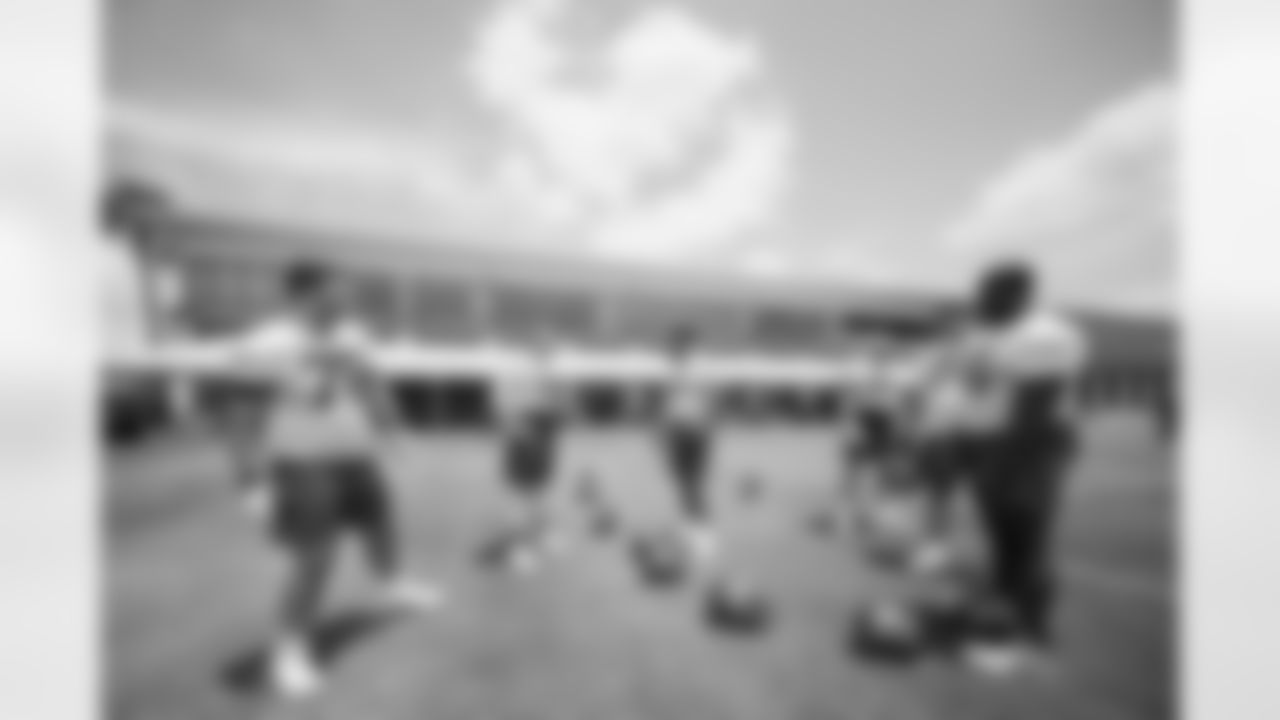 TAMPA, FL - May 12, 2023 - Guard Chris Toth #78, Guard Cody Mauch #69, Tackle Dylan Cook #65, Guard Dylan O'Quinn #62, Tackle Luke Haggard #72 and Tackle Raiqwon O'Neal #76 of the Tampa Bay Buccaneers during 2023 Rookie Mini Camp at AdventHealth Training Center. Photo By Tori Richman/Tampa Bay Buccaneers