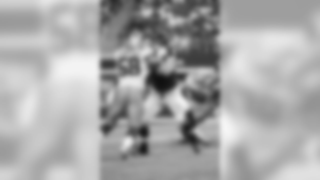 RT Ryan Schraeder