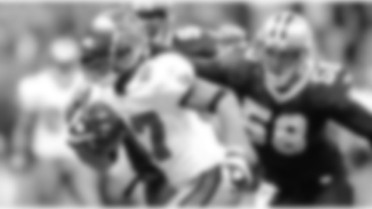 87 WR Preston Parker had 2 receptions for 33 yards in the game